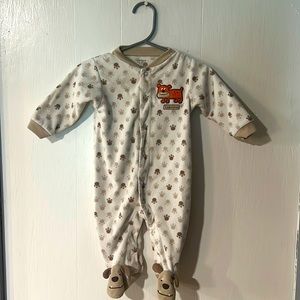 6mo Carter’s Footed Pajamas